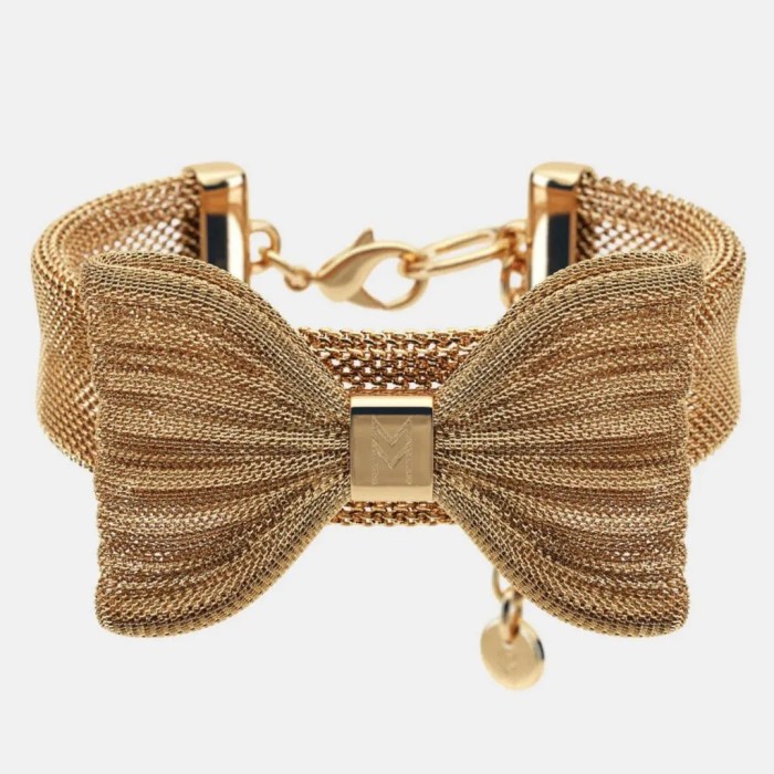 Best Luxury Aesthetic Dog Collars and Accessories from Meomari - Hey, Djangles. Best Luxury Aesthetic Dog Collars and Accessories from Meomari - Hey, Djangles.